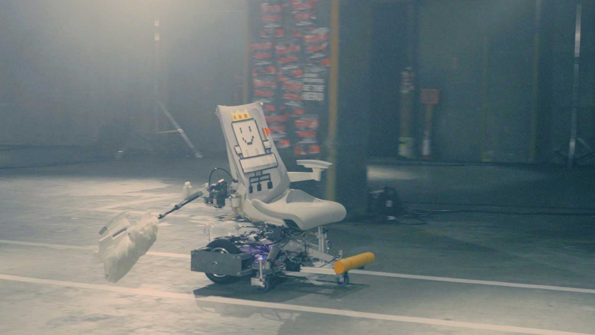 NHK「魔改造の夜」1月は初の2チーム直接対決。「オフィスチェア ビーチ