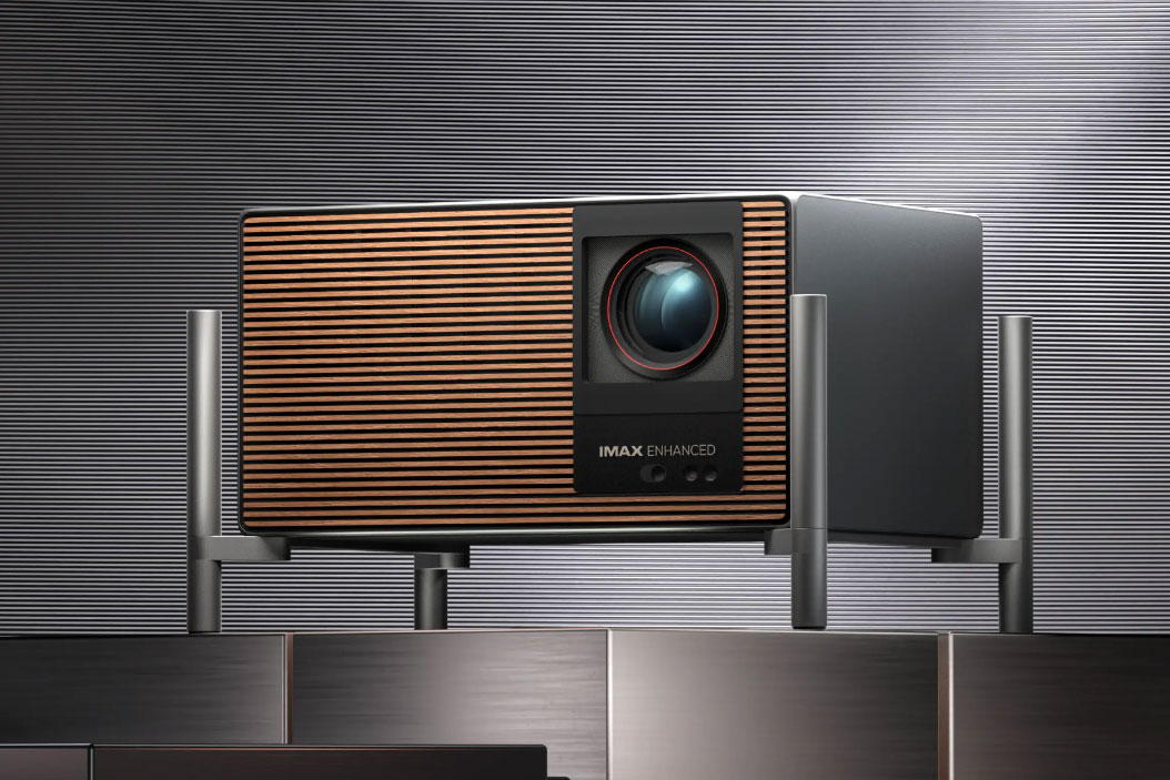 XGIMIからプロ仕様の4Kスマートプロジェクタ「TITAN Noir Max」