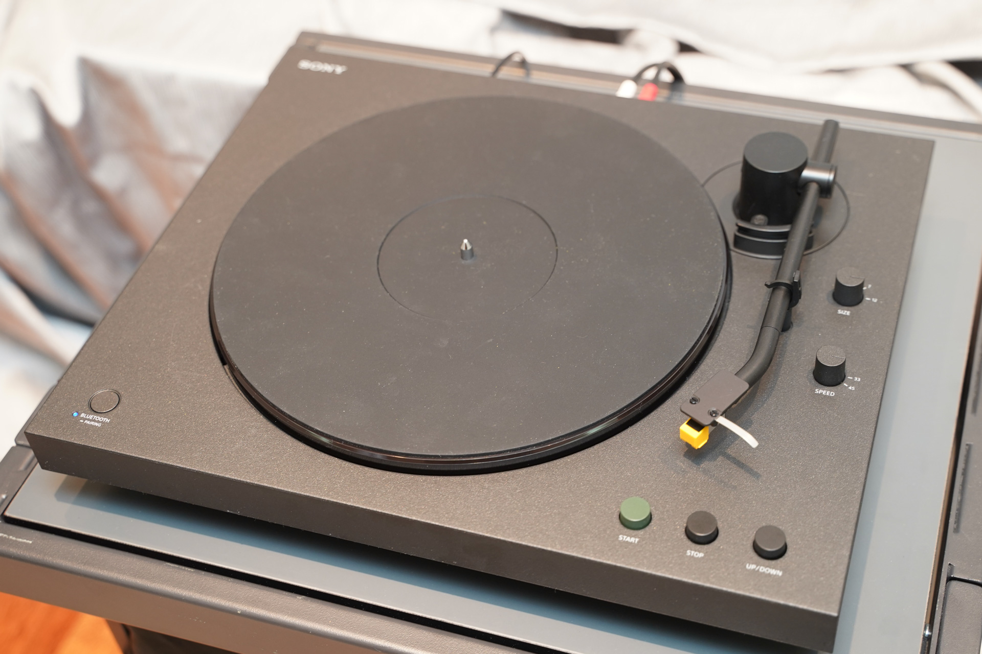 ソニー、新レコードプレーヤー2モデル。針や出力端子にもこだわった上位モデルも