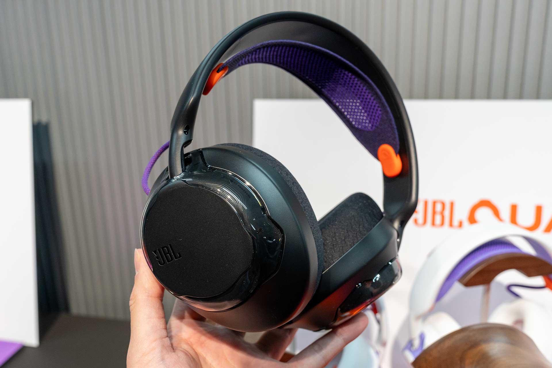 JBL、空間サウンド進化、カスタマイズできるゲーミングヘッドセット
