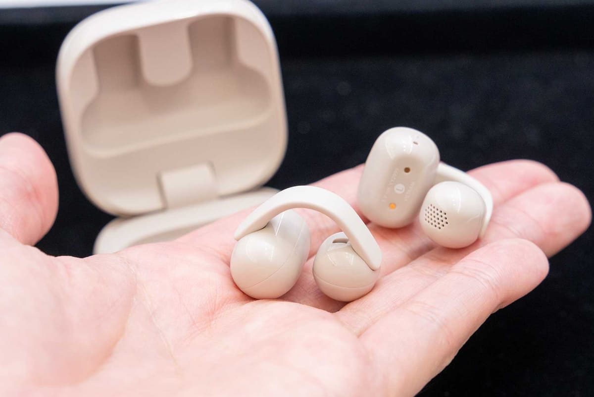 ソニーのイヤカフ型「LinkBuds Clip」今日発売