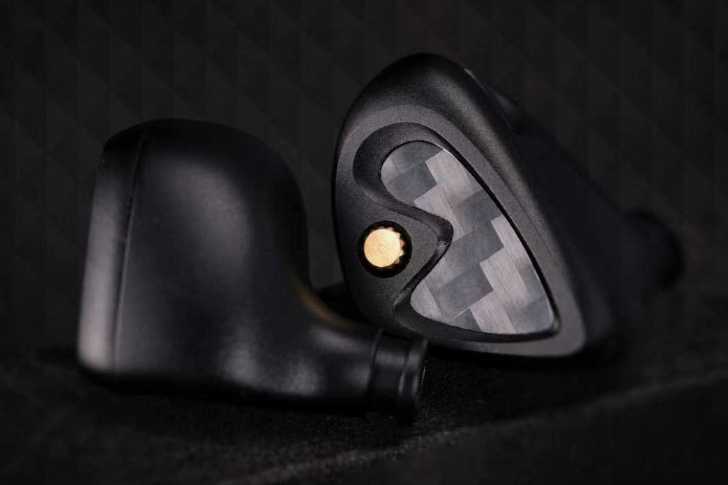 Kinera、O2aidとのコラボイヤフォン「Heimdall」。O2aid独自の“VST”搭載