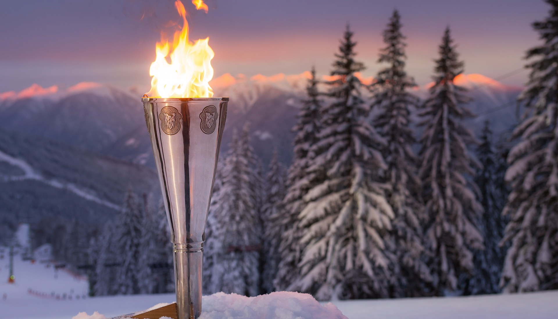 ミラノ五輪、フィギュア”りくりゅう”ペアの大逆転金メダル。TVer/NHK ONEで配信中