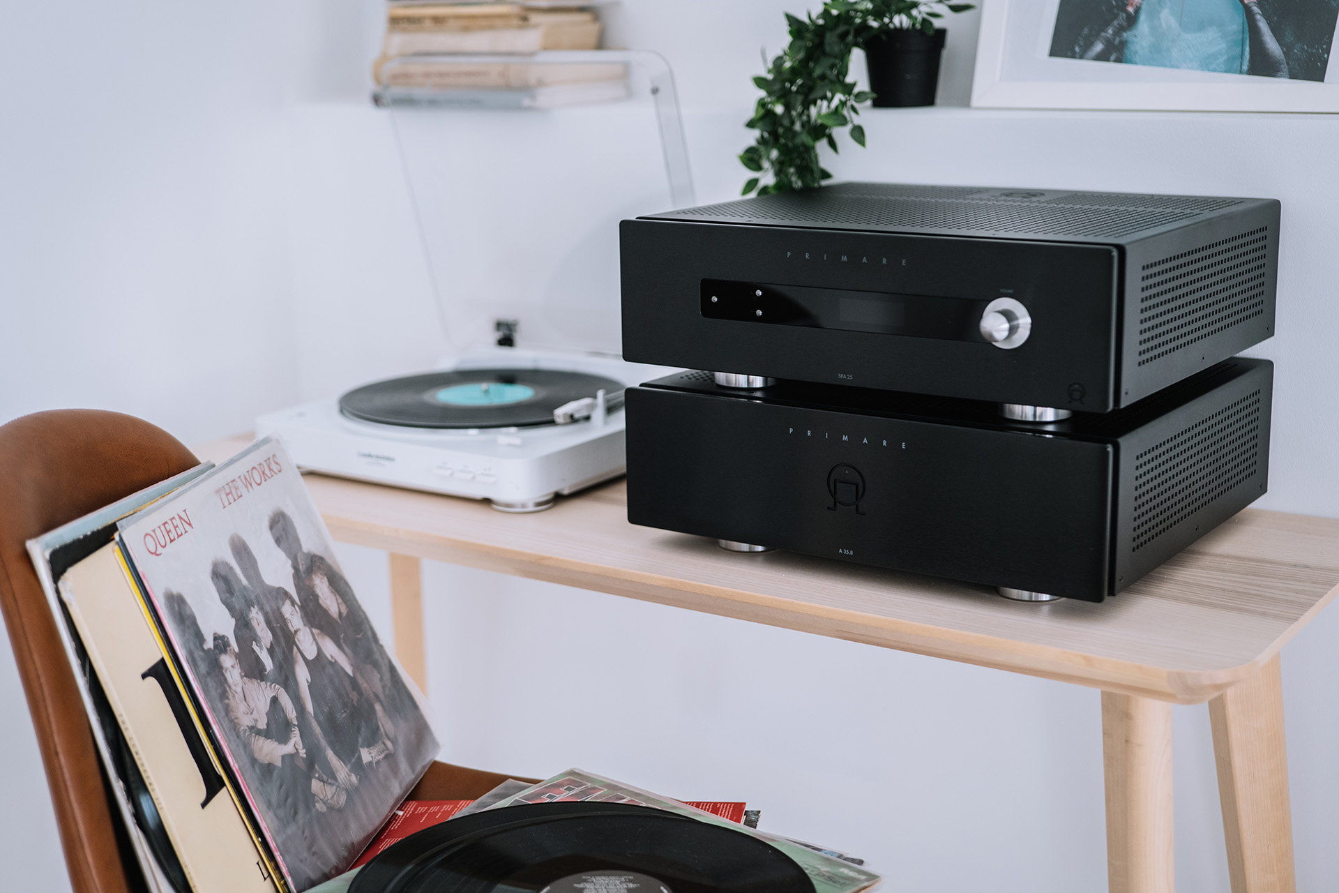 PRIMARE、デュアル8ch DAC搭載でステレオ音質を向上したAVプリ「SP25 PRISMA」