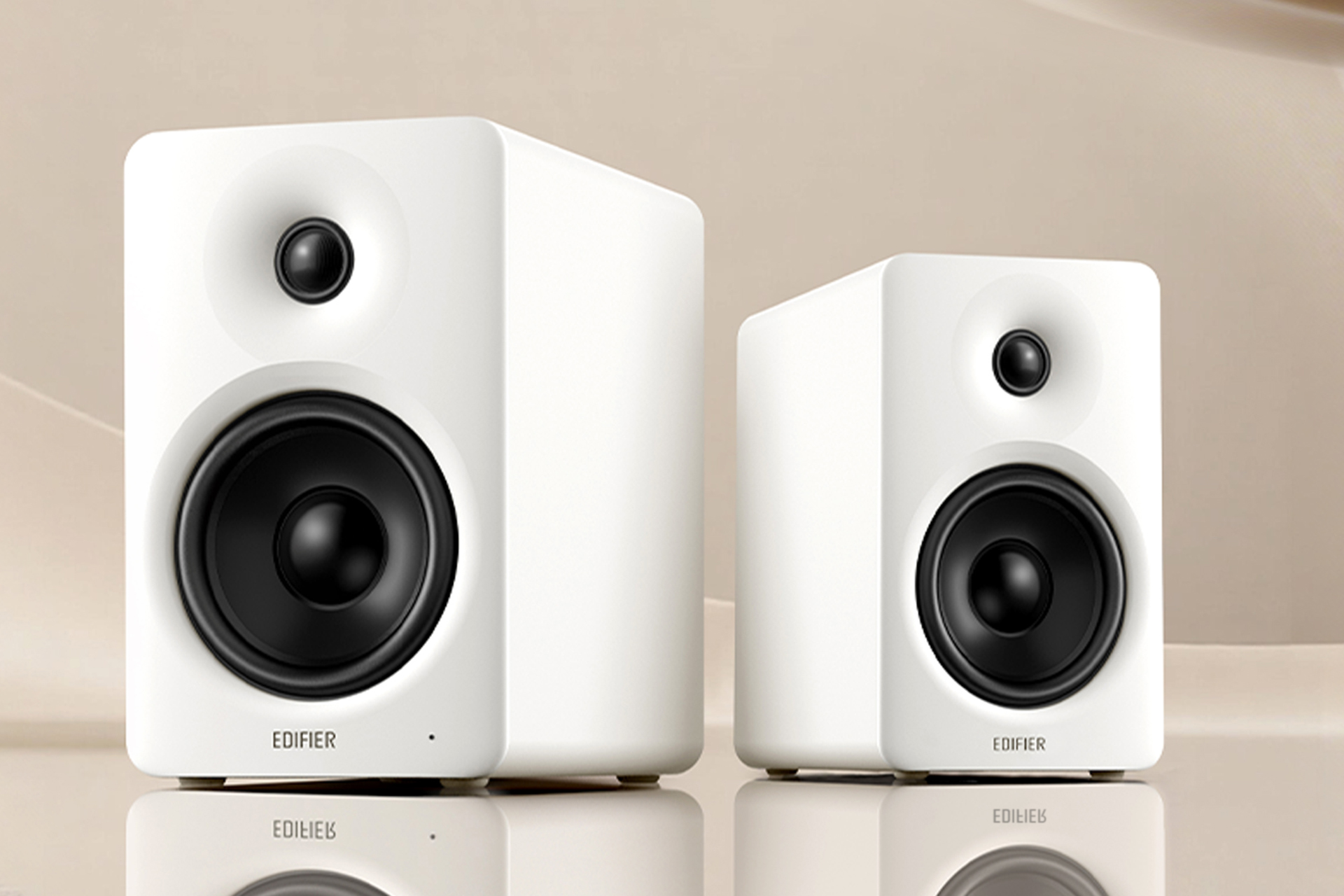 Edifier、4万円台で100W出力、HDMI eARC搭載デスクトップスピーカー「M90」。発売記念37584円