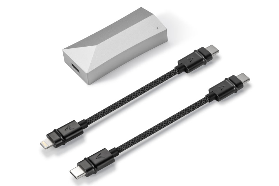 Astell&Kern小型DACアンプ「AK HC4」を、iPhone 17シリーズに対応させる有償アップデート