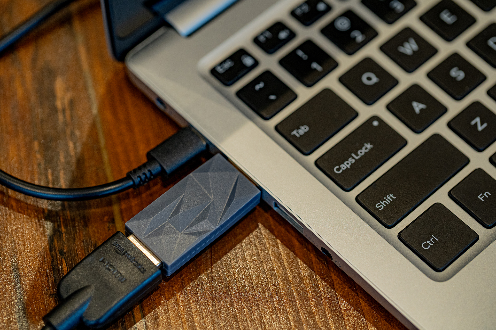 SilentPower、「AVシステムのノイズを根本から遮断する」ノイズアイソレータ「HDMI iSilencer 2」