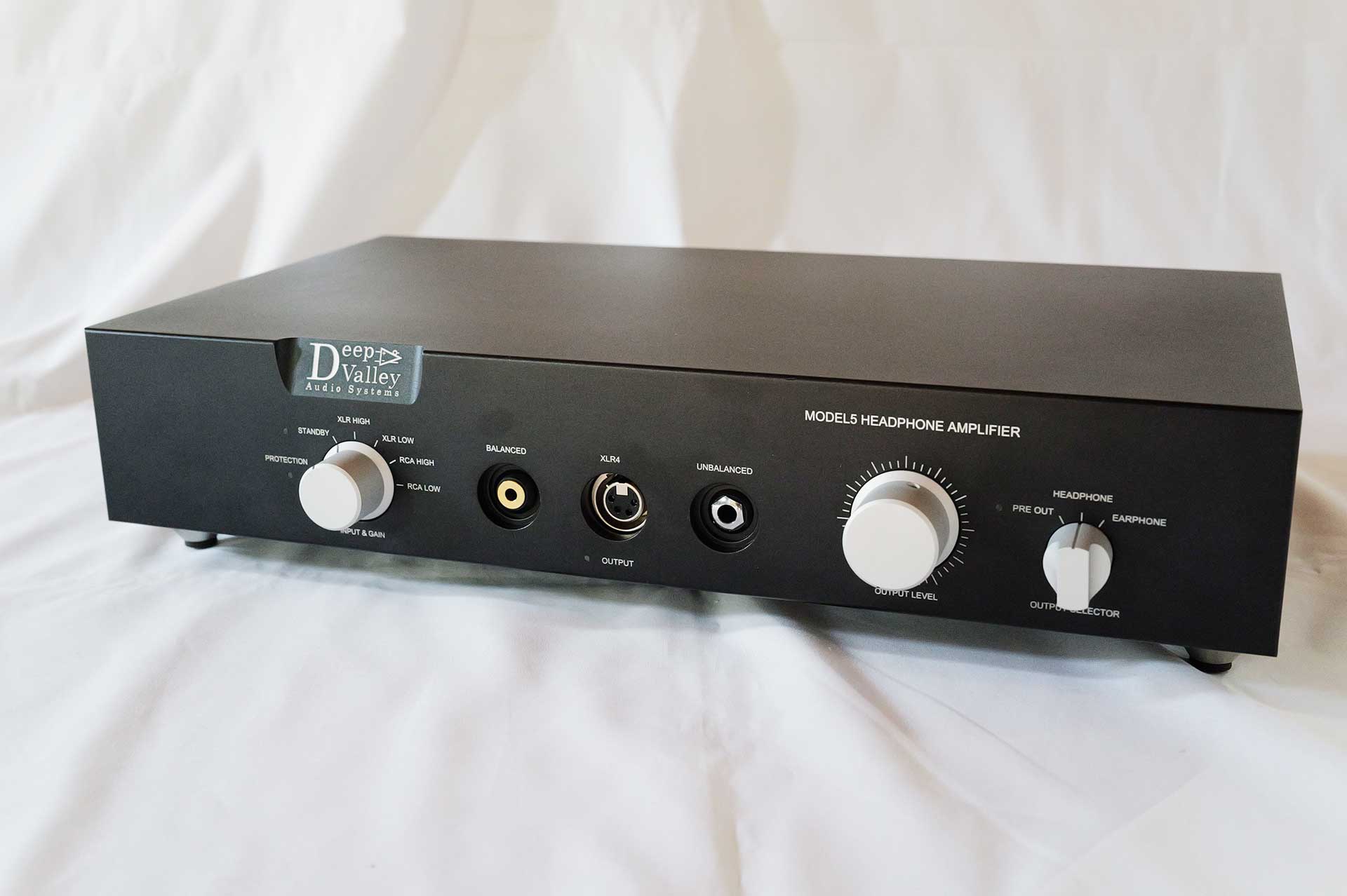 DVAS、アッテネータの二連音量調整機能付きヘッドフォンアンプ