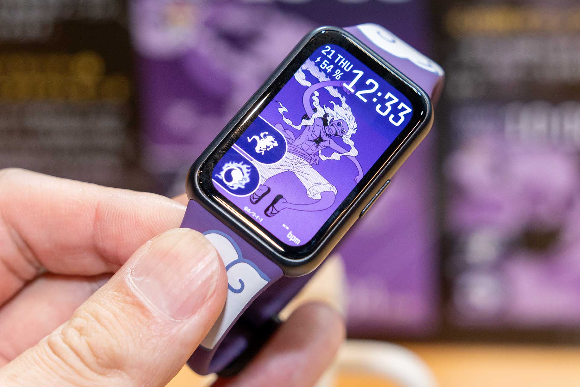 ファーウェイ、画面最大のスマートウォッチ「WATCH FIT 5 Pro」。ワンピースコラボモデルも