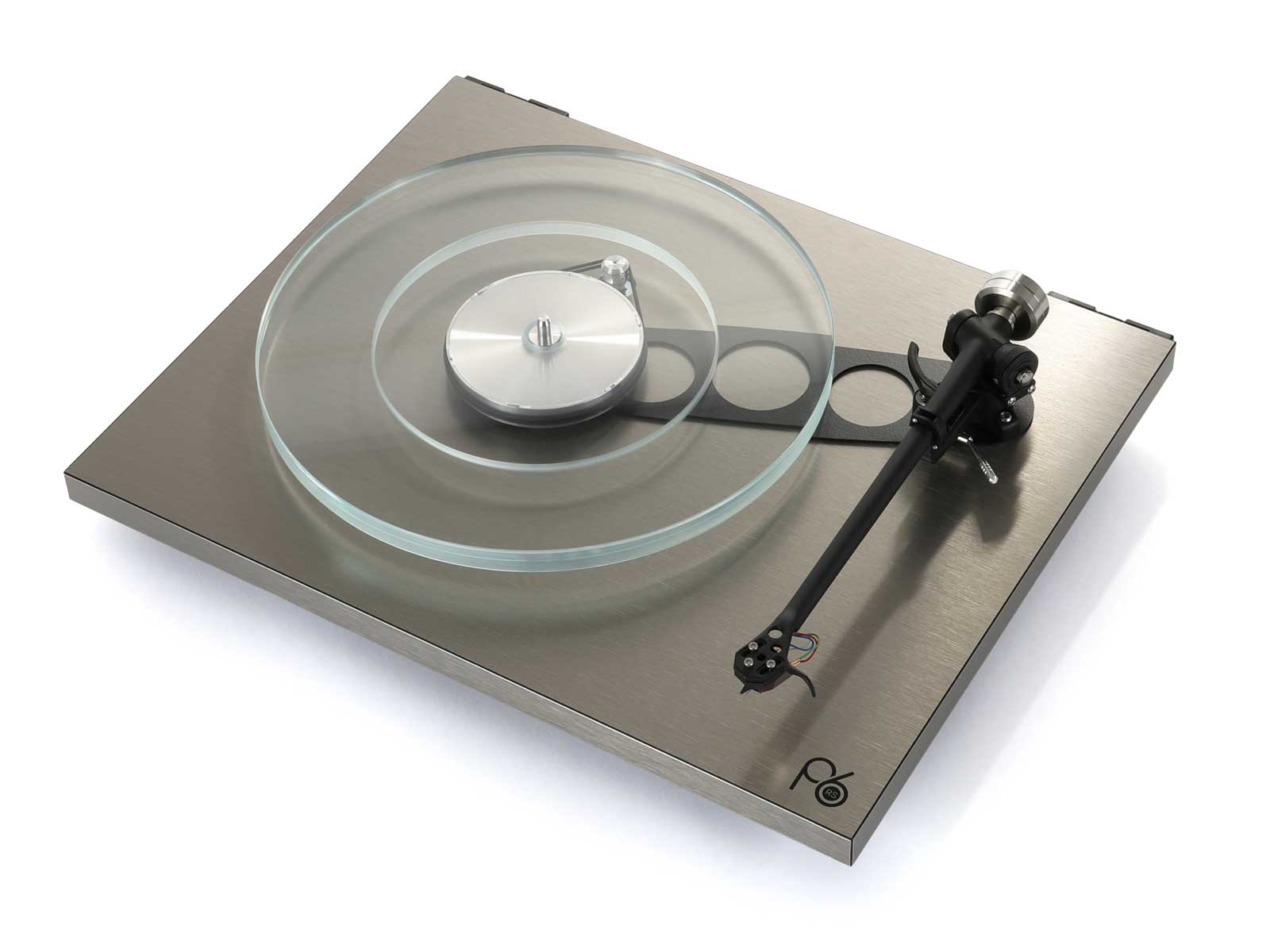 Rega、トーンアームやベルト強化したアナログプレーヤ「Planar 6 RS」