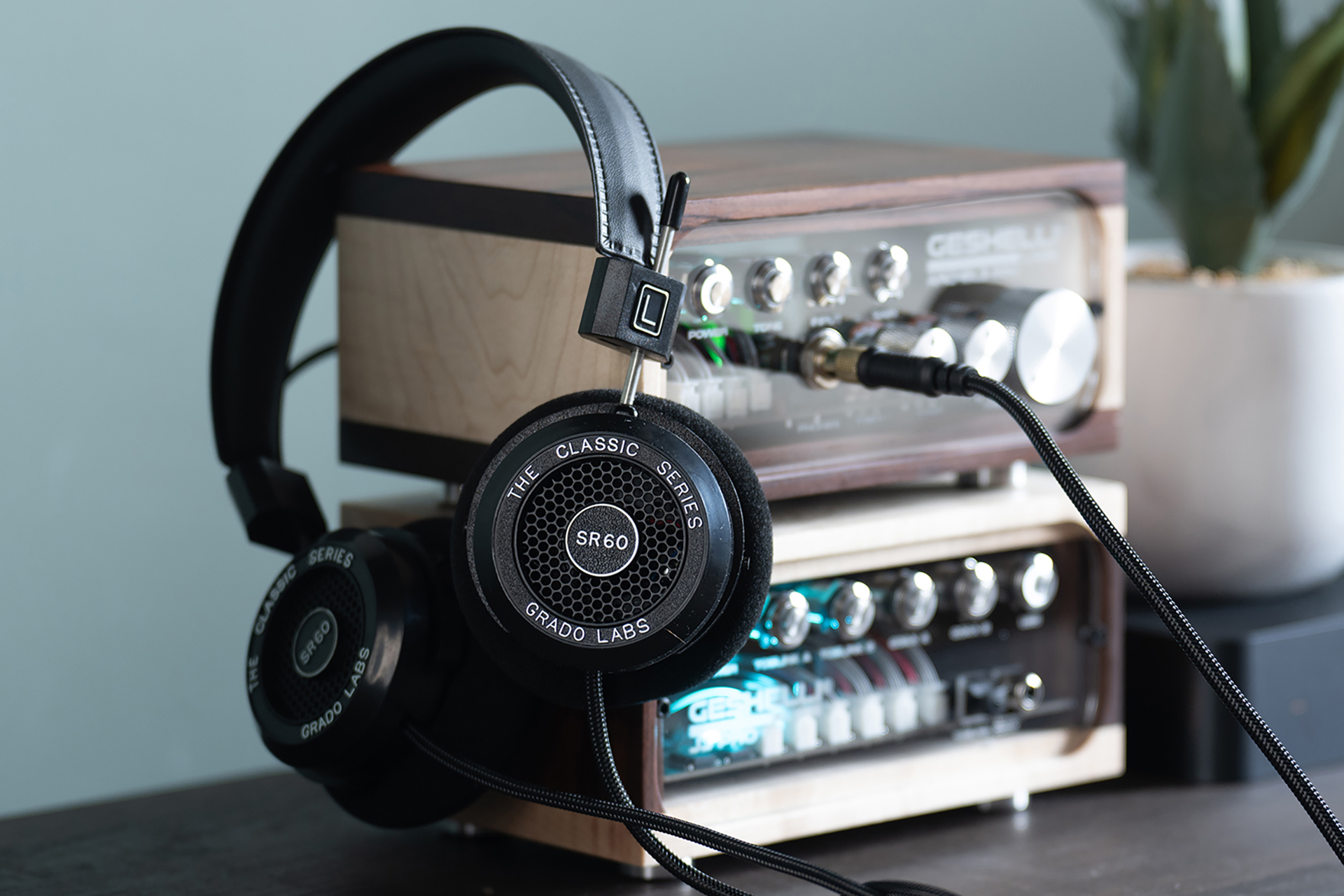 GRADO、オープン型中核モデル刷新、新世代ドライバ「X2」搭載の「SR60