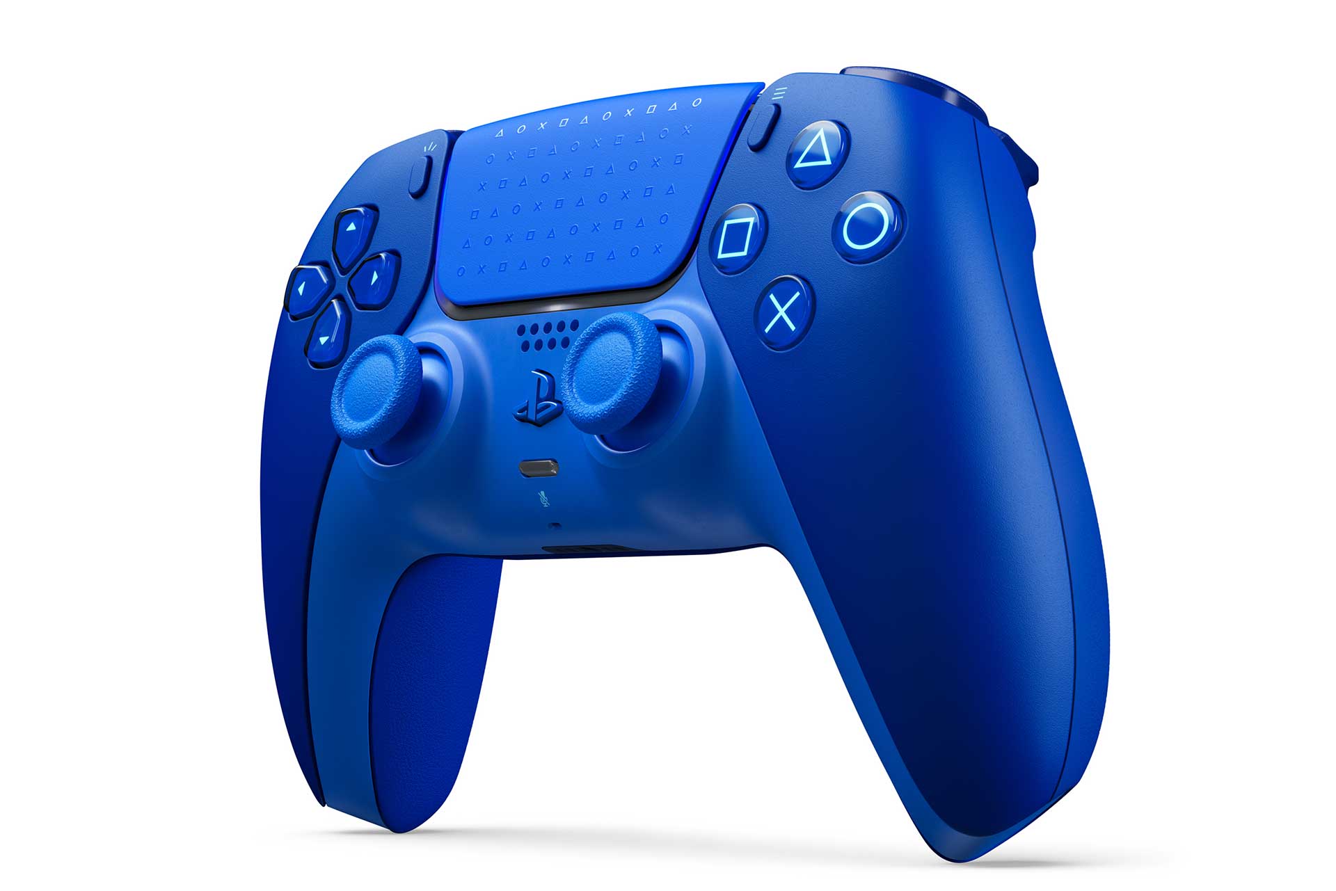 PS5コントローラにブルー＆ネイビーの限定色。背面に
