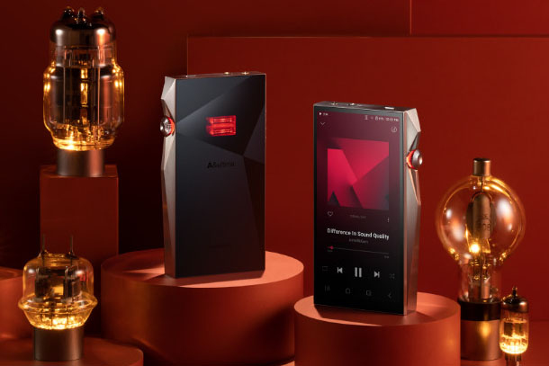 Astell&Kern、ビンテージのクアッド真空管とAKM最上位DACを組み合わせた「A&ultima SP4000T」