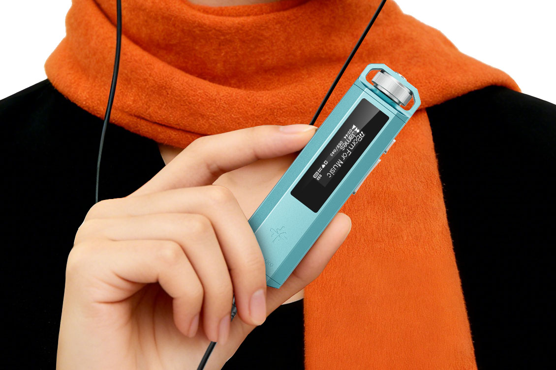 「かつてのMP3プレーヤーを思わせる」スティック型DAP、FIIO「Snowsky ECHO NANO」。約1.3万円、6色展開
