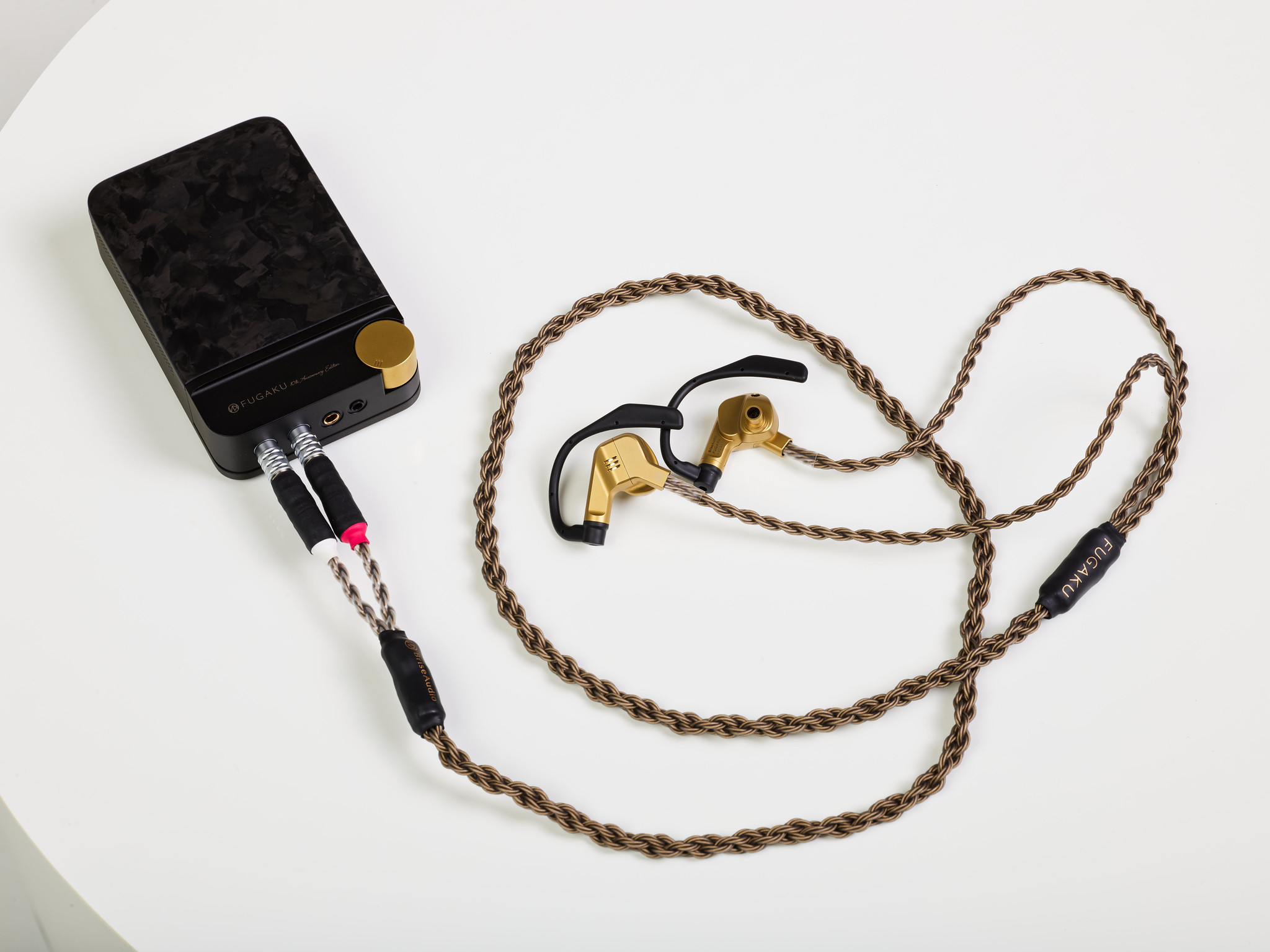 Brise Audio“究極ポータブルオーディオFUGAKU”に10周年記念モデル。経路をNISHIKIで統一。400万円