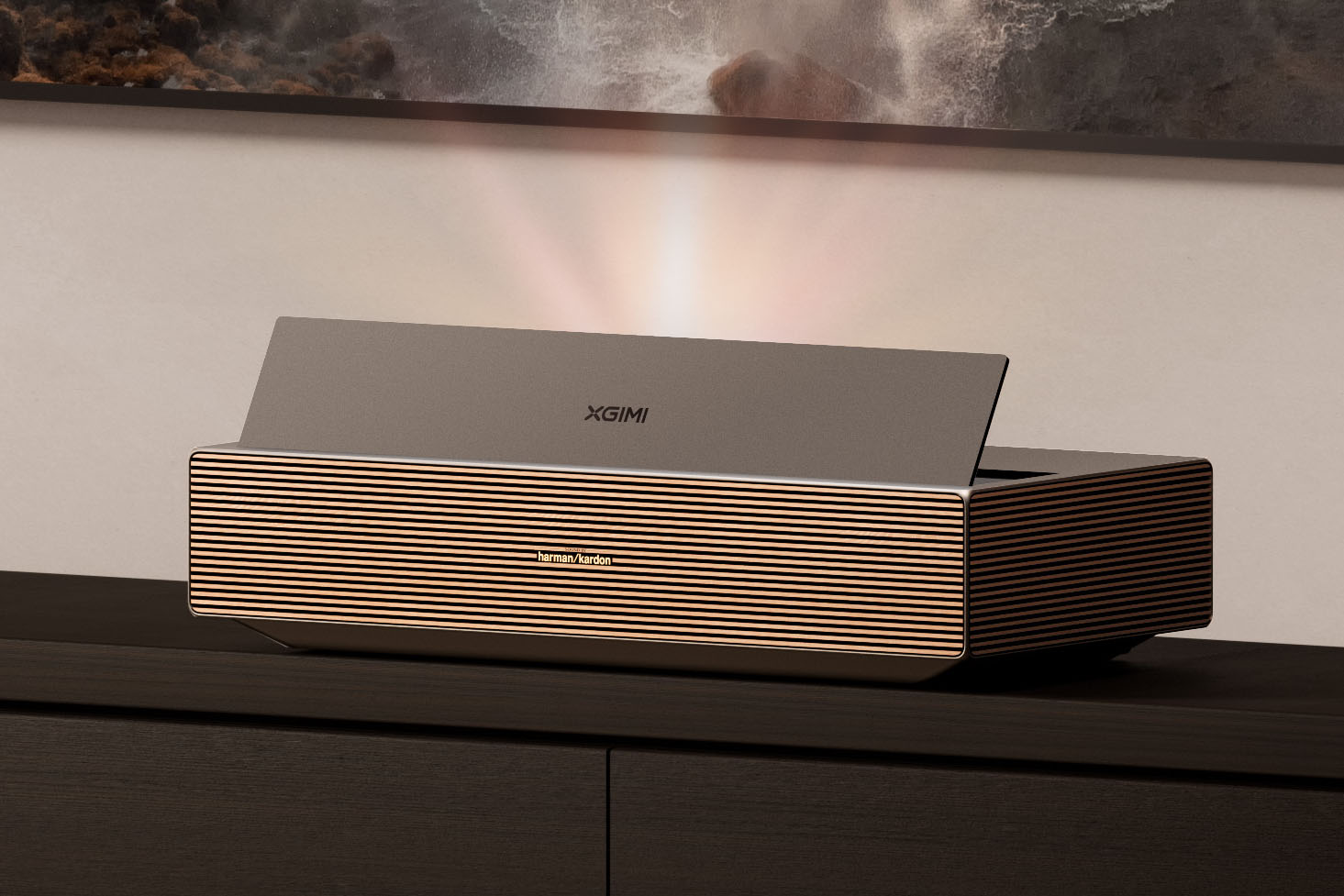 【極美品】XGIMI AURA XM03A 超短焦点4K ID021 XGIMI、世界初4K 120Hz対応の超短焦点プロジェクタ「AURA 3シリーズ