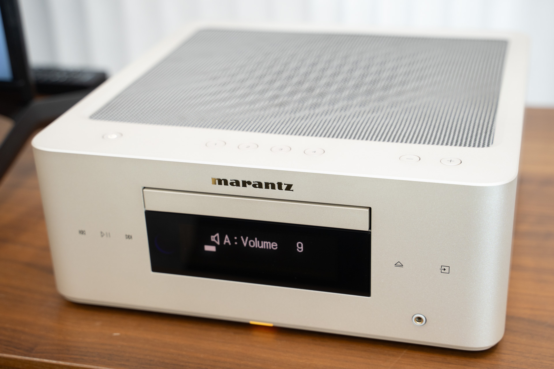 マランツ“1台で本格Hi-Fi”「MCR 60n」。CD、ネットワーク、BTLアンプ