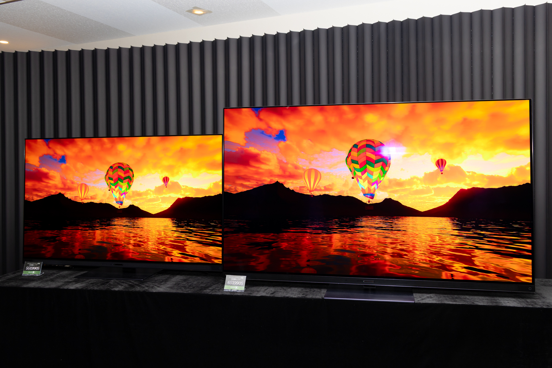 レグザから“今年一番明るい”RGBタンデムOLED。独自のWアルミ放熱で輝度