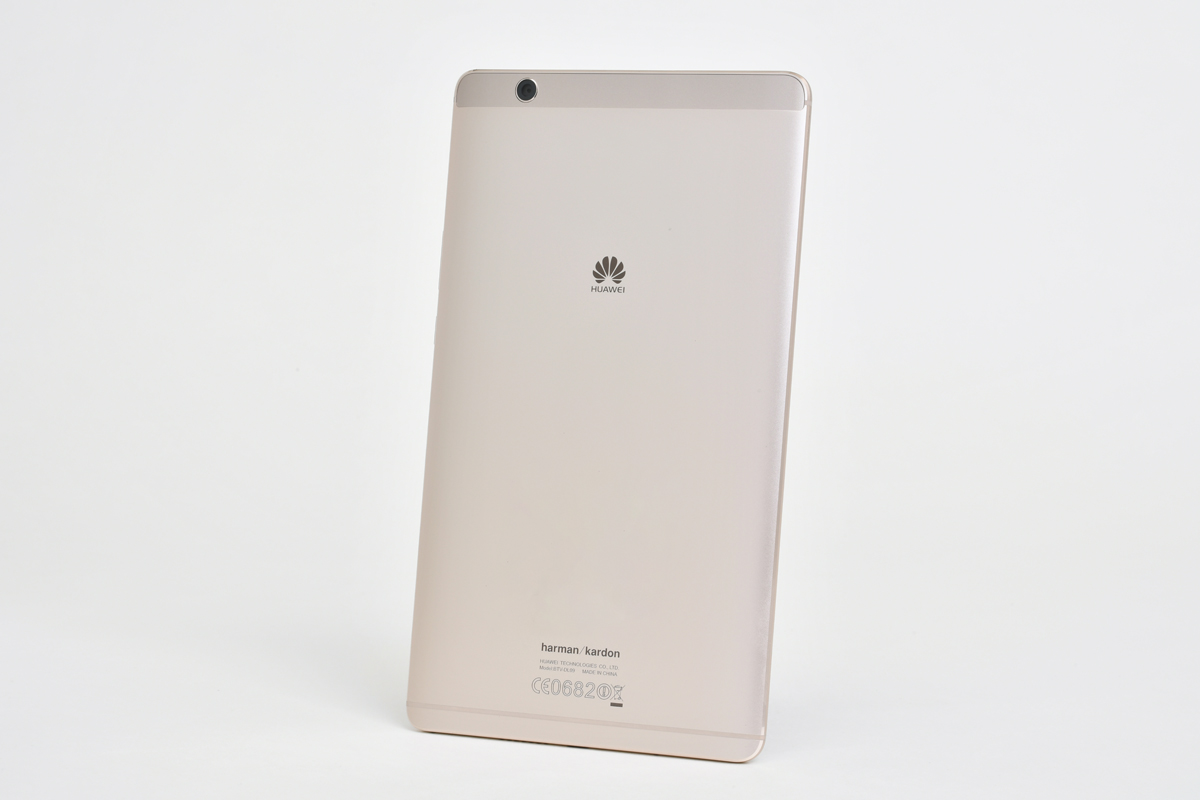 HUAWEI MediaPad M3」レビュー：オーディオ＆ビジュアルの楽しみ